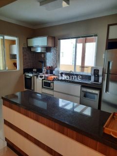 Apartamento Para Alugar com 3 quartos 2 suítes no bairro Meia Praia em Itapema