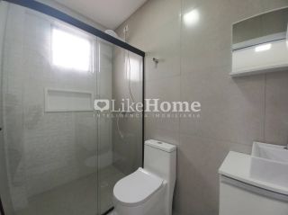 Apartamento Para Alugar com 2 quartos 2 suítes no bairro Morretes em Itapema