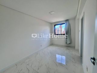 Apartamento Para Alugar com 2 quartos 2 suítes no bairro Balneário Perequê em Porto Belo