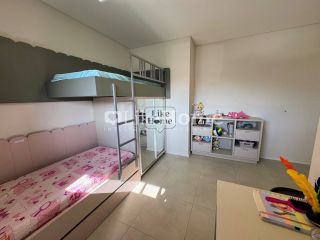 Apartamento Para Alugar com 3 quartos 3 suítes no bairro Canto da Praia em Itapema