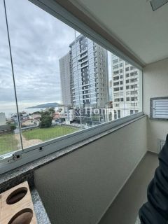 Apartamento Para Alugar com 3 quartos 1 suítes no bairro Balneário Perequê em Porto Belo