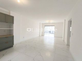 Apartamento Para Alugar com 3 quartos 3 suítes no bairro Meia Praia em Itapema