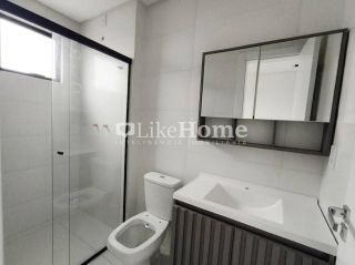 Apartamento Para Alugar com 3 quartos 3 suítes no bairro Meia Praia em Itapema