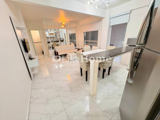 Apartamento Diferenciado, Quadra Mar à Venda na Meia Praia – Itapema/SC