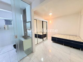 Apartamento Diferenciado, Quadra Mar à Venda na Meia Praia – Itapema/SC