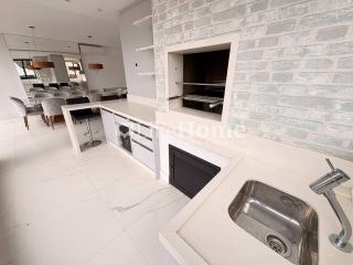 Apartamento Para Vender com 3 quartos 3 suítes no bairro Meia Praia em Itapema