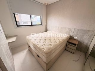 Apartamento Para Vender com 3 quartos 3 suítes no bairro Meia Praia em Itapema