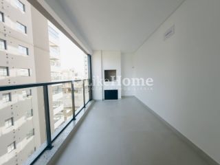 Apartamento Para Vender com 3 quartos 3 suítes no bairro Meia Praia em Itapema