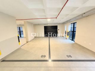 Apartamento Para Vender com 3 quartos 3 suítes no bairro Meia Praia em Itapema