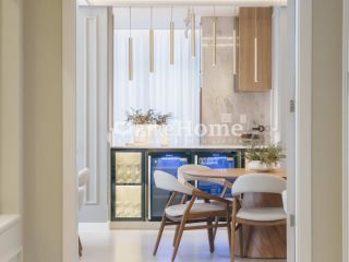 Apartamento Para Vender com 3 quartos 3 suítes no bairro Meia Praia em Itapema