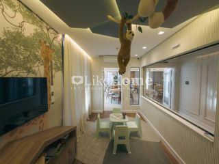 Apartamento Para Vender com 3 quartos 3 suítes no bairro Meia Praia em Itapema