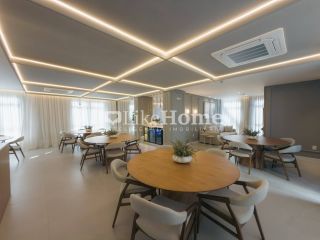 Apartamento Para Vender com 3 quartos 3 suítes no bairro Meia Praia em Itapema