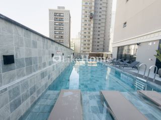Apartamento Para Vender com 3 quartos 3 suítes no bairro Meia Praia em Itapema