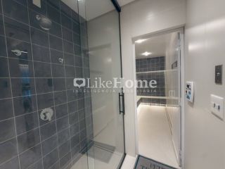 Apartamento Para Vender com 3 quartos 3 suítes no bairro Meia Praia em Itapema