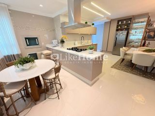 Apartamento Para Vender com 3 quartos 3 suítes no bairro Meia Praia em Itapema
