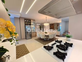 Apartamento Para Vender com 3 quartos 3 suítes no bairro Meia Praia em Itapema