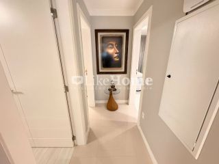 Apartamento Para Vender com 3 quartos 3 suítes no bairro Meia Praia em Itapema