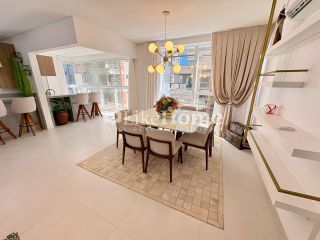 Apartamento Para Vender com 3 quartos 3 suítes no bairro Meia Praia em Itapema
