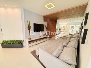 Apartamento Para Vender com 3 quartos 3 suítes no bairro Meia Praia em Itapema