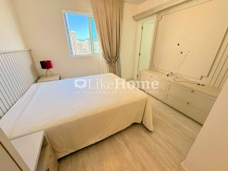 Apartamento Para Vender com 3 quartos 3 suítes no bairro Meia Praia em Itapema