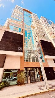 Apartamento Para Vender com 3 quartos 3 suítes no bairro Meia Praia em Itapema