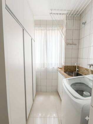 Apartamento Para Alugar com 3 quartos 2 suítes no bairro Balneário Perequê em Itapema