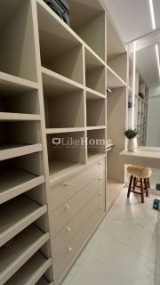 Apartamento Para Alugar com 3 quartos 3 suítes no bairro Meia Praia em Itapema