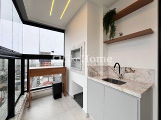 Apartamento Para Alugar com 3 quartos 3 suítes no bairro Meia Praia em Itapema