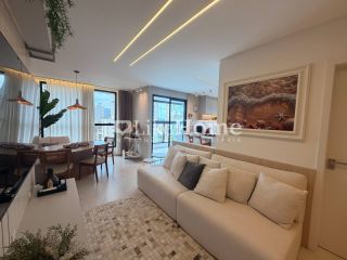 Apartamento Para Alugar com 3 quartos 3 suítes no bairro Meia Praia em Itapema