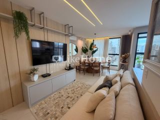 Apartamento Para Alugar com 3 quartos 3 suítes no bairro Meia Praia em Itapema