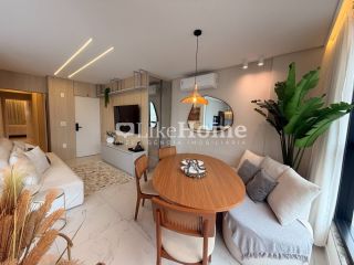 Apartamento Para Alugar com 3 quartos 3 suítes no bairro Meia Praia em Itapema