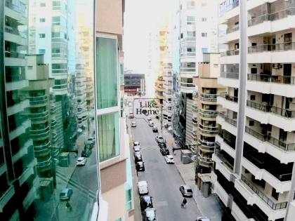 Apartamento Para Temporada com 4 quartos 2 suítes no bairro Meia Praia em Itapema