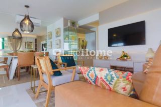 Apartamento para temporada quadra mar, a 70 m da praia em Meia Praia, Itapema, 4 suítes, churrasqueira, até 10 pessoas