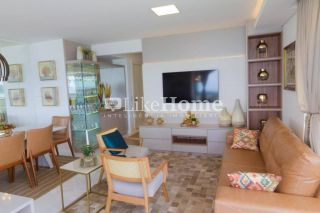 Apartamento para temporada quadra mar, a 70 m da praia em Meia Praia, Itapema, 4 suítes, churrasqueira, até 10 pessoas