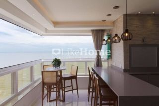 Apartamento para temporada quadra mar, a 70 m da praia em Meia Praia, Itapema, 4 suítes, churrasqueira, até 10 pessoas