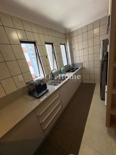 Cobertura duplex frente mar para temporada em Meia Praia, Itapema, terraço com churrasqueira, 4 dormitórios, até 12 pessoas