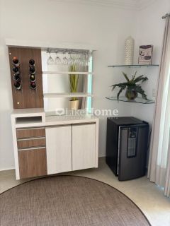 Cobertura duplex frente mar para temporada em Meia Praia, Itapema, terraço com churrasqueira, 4 dormitórios, até 12 pessoas