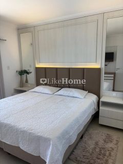 Cobertura duplex frente mar para temporada em Meia Praia, Itapema, terraço com churrasqueira, 4 dormitórios, até 12 pessoas