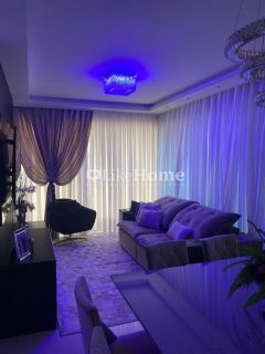 Apartamento Para Temporada com 3 quartos 3 suítes no bairro Meia Praia em Itapema