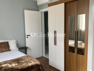 Cobertura Para Temporada com 2 quartos 2 suítes no bairro Meia Praia em Itapema