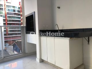 Apartamento Para Alugar com 3 quartos 3 suítes no bairro Meia Praia em Itapema