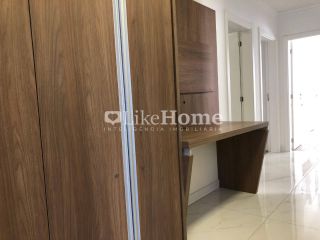 Apartamento Para Alugar com 3 quartos 3 suítes no bairro Meia Praia em Itapema