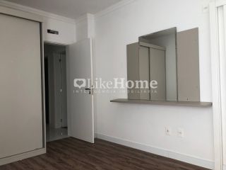 Apartamento Para Alugar com 3 quartos 3 suítes no bairro Meia Praia em Itapema