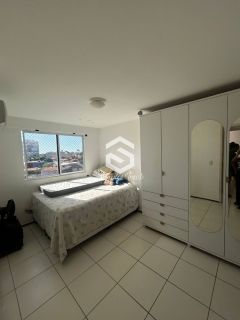 Apartamento excelente com 3 quartos na região da Maraponga