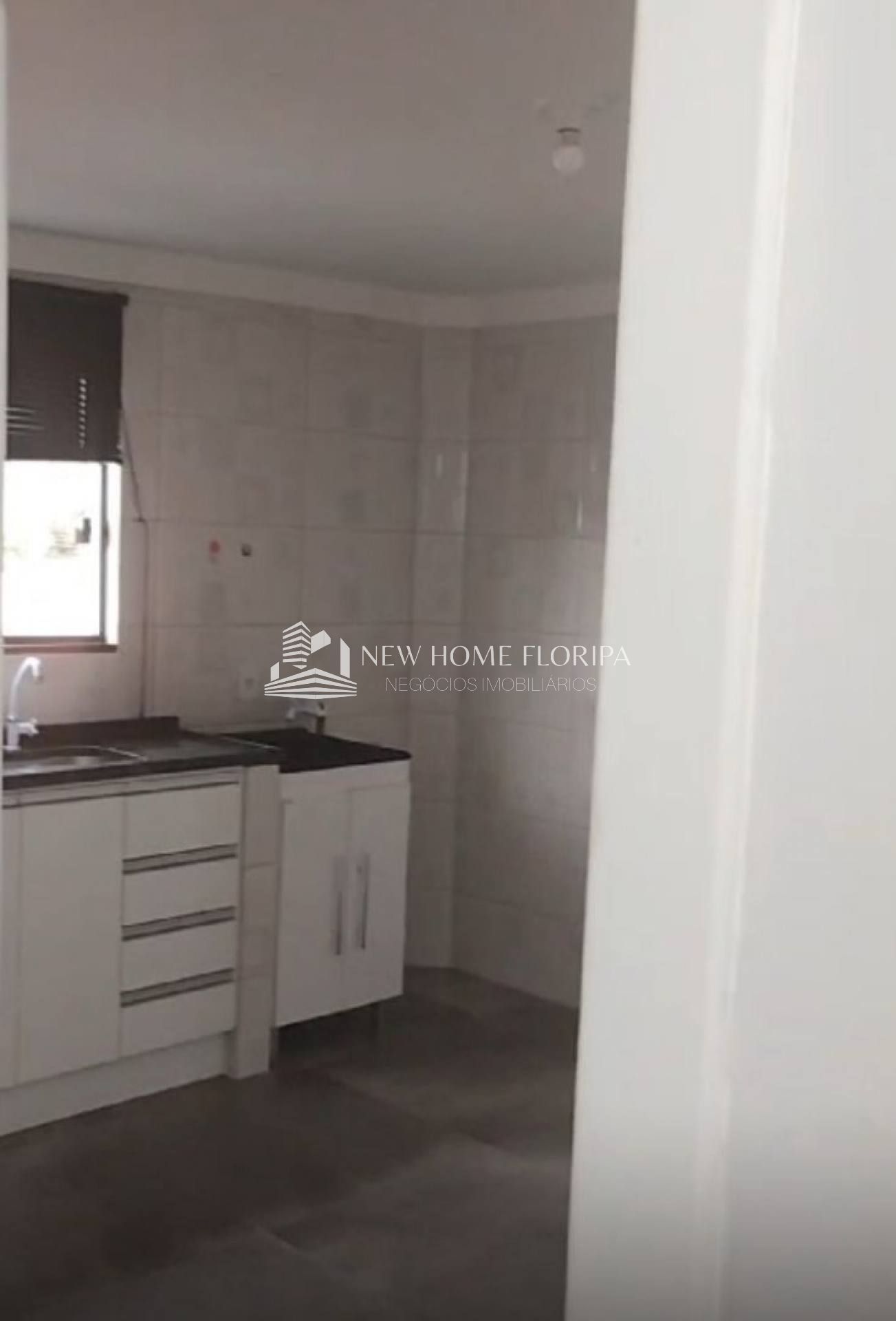 Excelente Studio Semi- Mobiliado para Alugar no bairro Campeche em Florianópolis