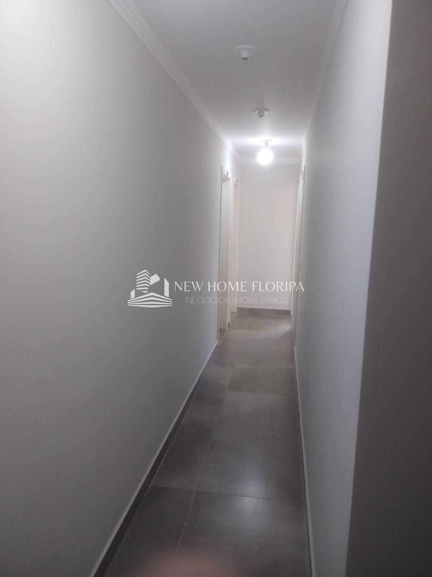 Excelente Studio Semi- Mobiliado para Alugar no bairro Campeche em Florianópolis
