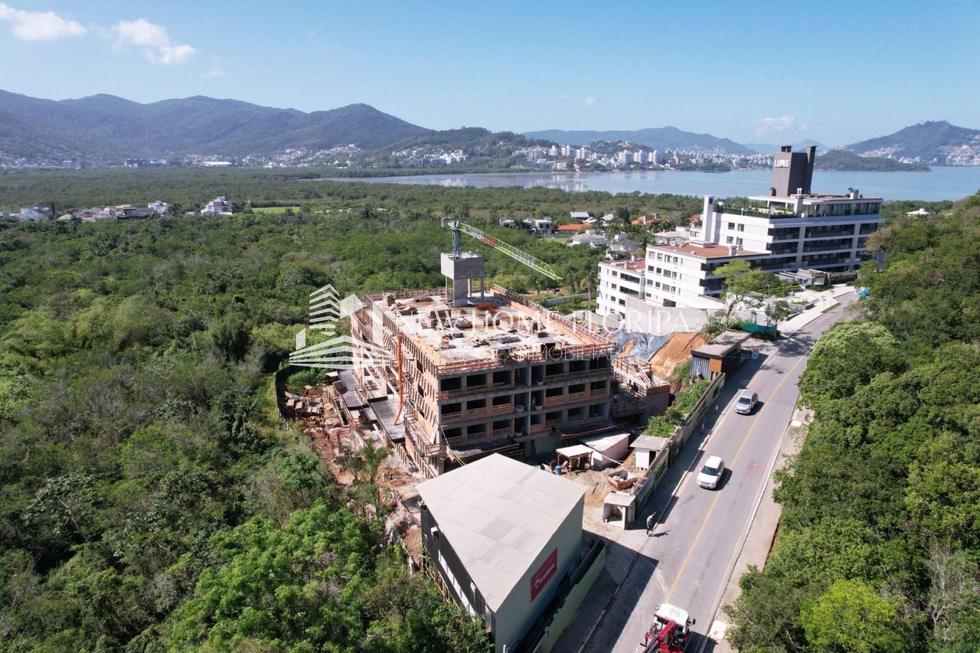 APARTAMENTO ALTO PADRÃO - Cacupé | Florianópolis/SC
