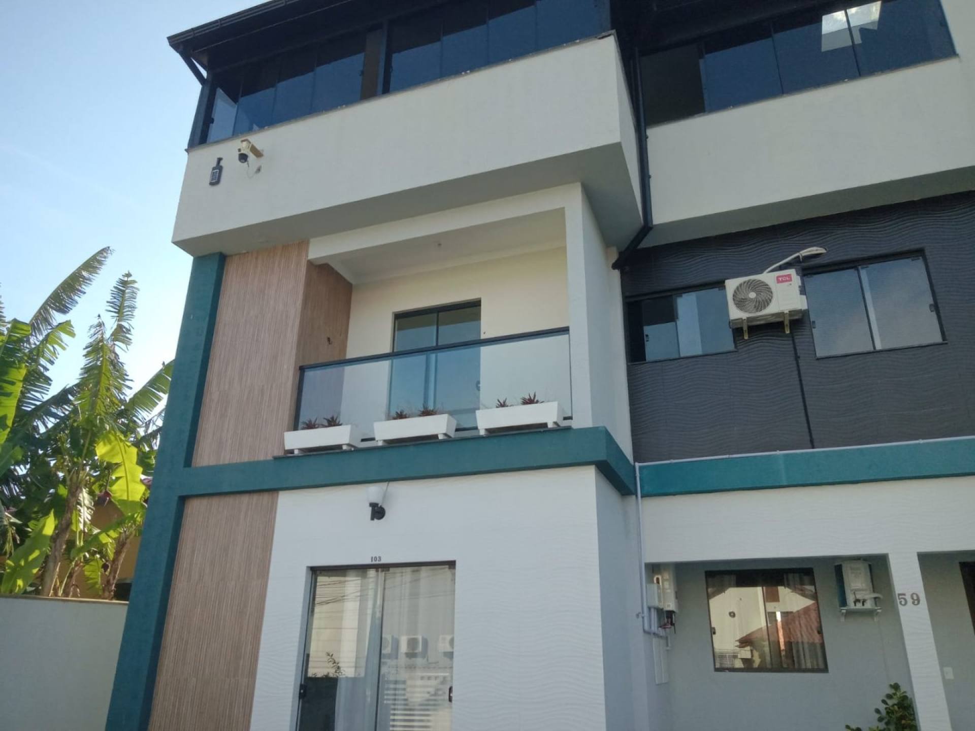 Belissimo Kitnet Para Alugar no bairro Campeche em Florianópolis