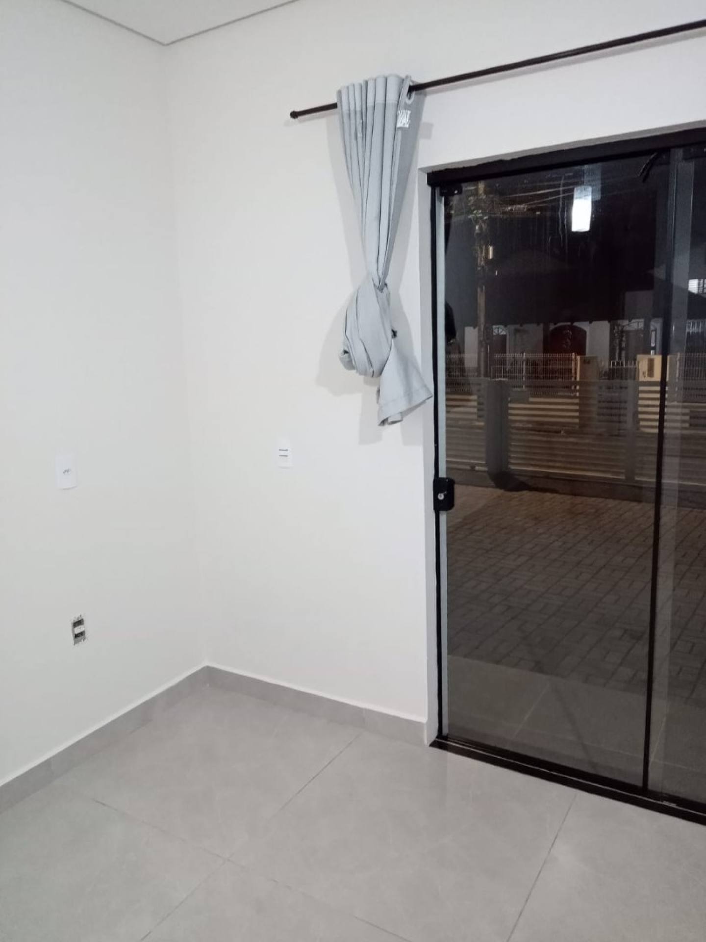 Apartamento com 2 quartos 1 suítes no bairro Campeche em Florianópolis