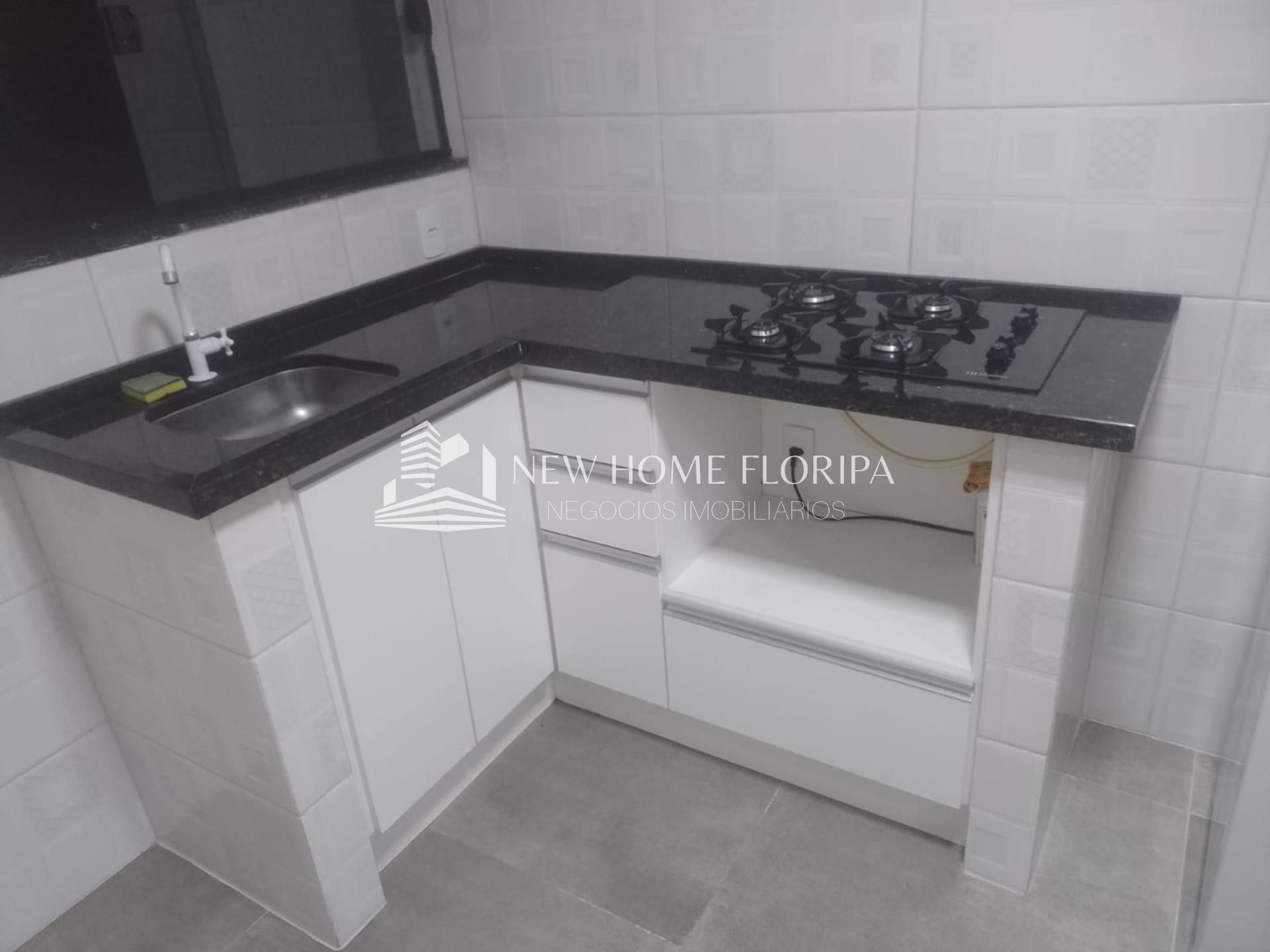 Kitnet Para Alugar com 1 quartos no bairro Campeche em Florianópolis